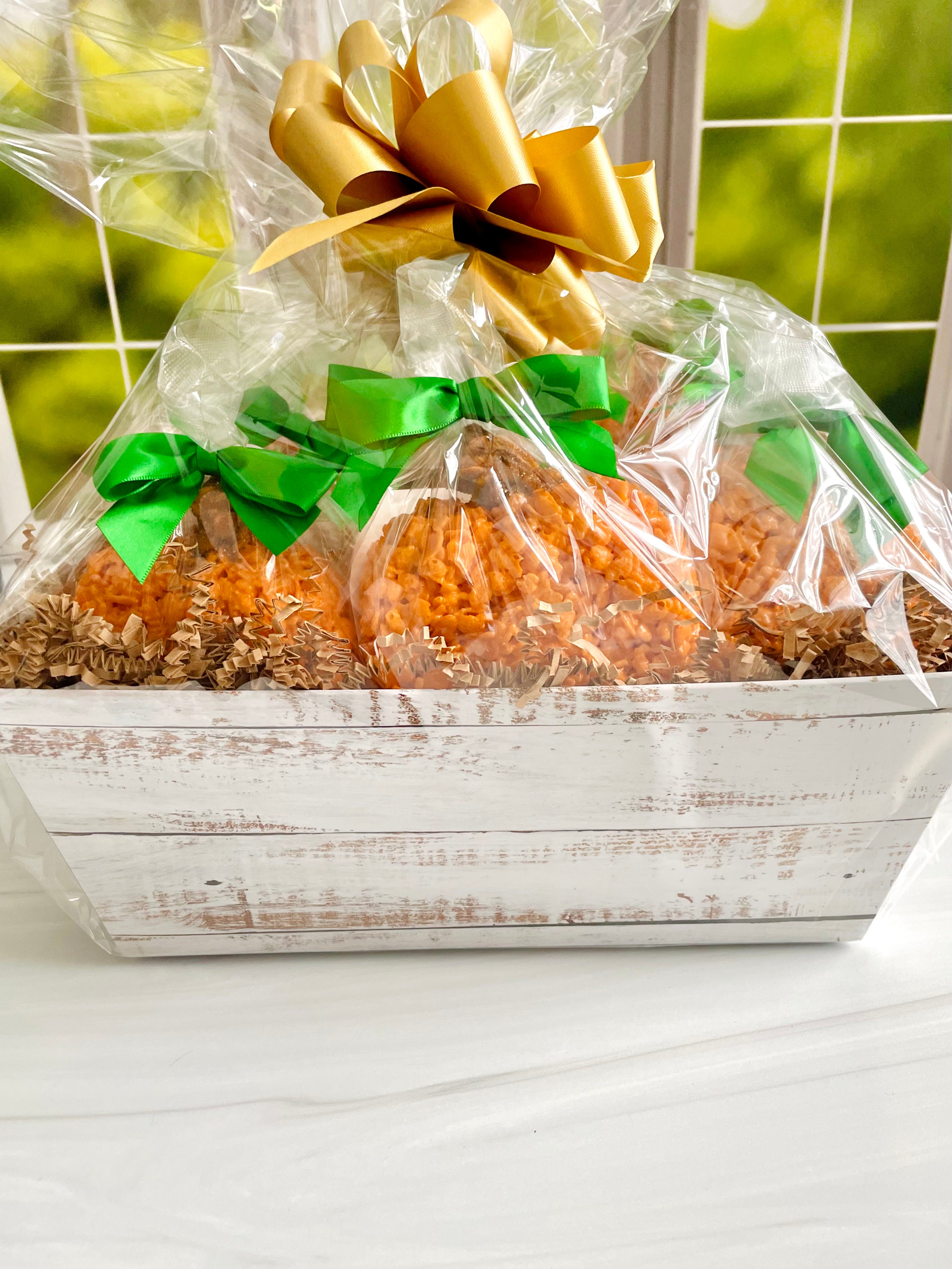 Pumpkin Gift Basket with Free Berry Basket Template - Damask Love